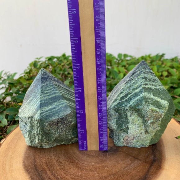 Green Zebra Jasper Polished Point, Crystal Grid Points, Boho Artwork, Healing - Picture 4 of 5